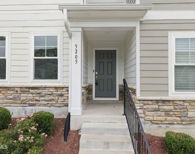 5205 Invention Way - Photo Thumbnail 3