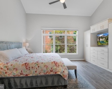 1507 N Colonial Terrace - Photo Thumbnail 25
