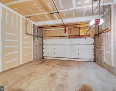 1507 N Colonial Terrace - Photo Thumbnail 35