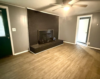 10224 Holly Springs Road - Photo Thumbnail 5