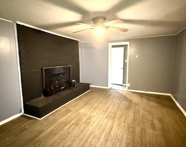 10224 Holly Springs Road - Photo Thumbnail 12