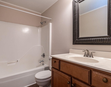 121 Arbuckle Lane - Photo Thumbnail 13