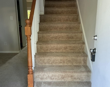 121 Arbuckle Lane - Photo Thumbnail 10