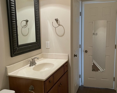 121 Arbuckle Lane - Photo Thumbnail 12