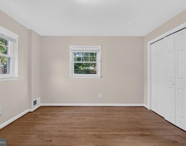 1811 N Randolph Street - Photo Thumbnail 10