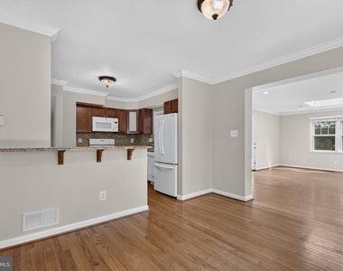 1811 N Randolph Street - Photo Thumbnail 6