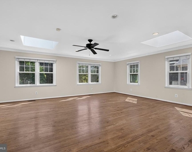 1811 N Randolph Street - Photo Thumbnail 4