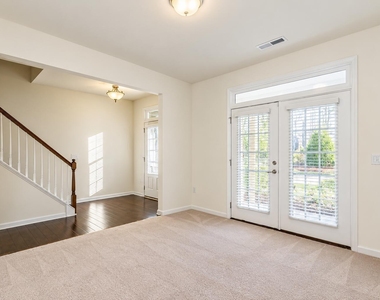 4956 Highcroft Drive - Photo Thumbnail 3