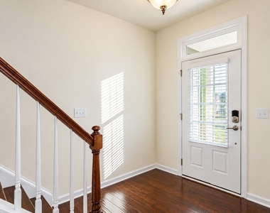 4956 Highcroft Drive - Photo Thumbnail 2