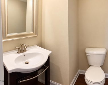 4956 Highcroft Drive - Photo Thumbnail 11