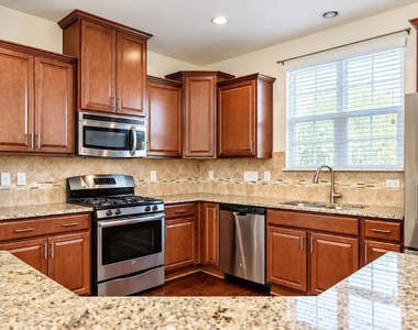 4956 Highcroft Drive - Photo Thumbnail 6