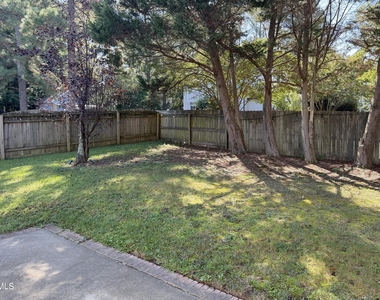 4112 Breadfruit Court - Photo Thumbnail 19