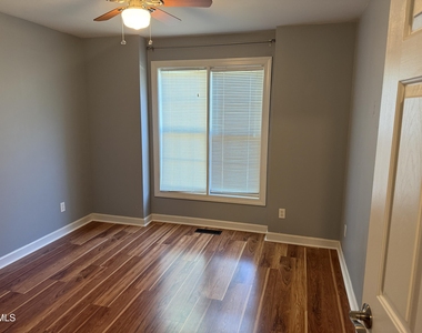 4112 Breadfruit Court - Photo Thumbnail 14