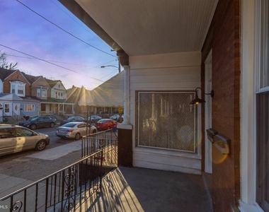 5225 Cedar Avenue - Photo Thumbnail 3