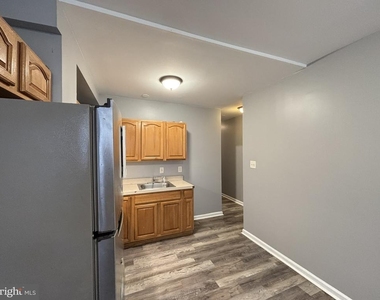 1711 N Gratz Street - Photo Thumbnail 5