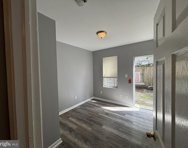 1711 N Gratz Street - Photo Thumbnail 16
