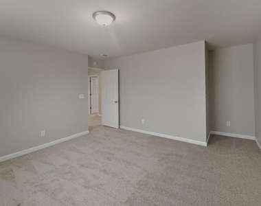 1104 Braemar Highland Drive - Photo Thumbnail 6
