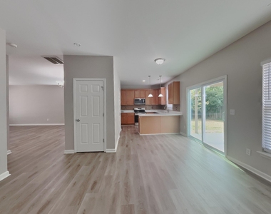 1104 Braemar Highland Drive - Photo Thumbnail 14