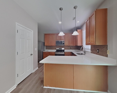 1104 Braemar Highland Drive - Photo Thumbnail 3