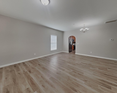 1104 Braemar Highland Drive - Photo Thumbnail 2