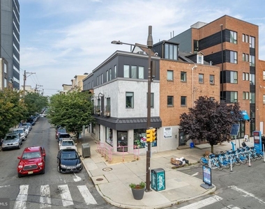 800 N 2nd Street - Photo Thumbnail 17
