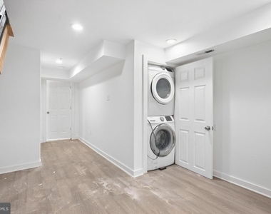 810 Diamond Street - Photo Thumbnail 11