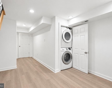 810 Diamond Street - Photo Thumbnail 18