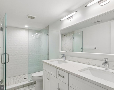 1811 Blair Street - Photo Thumbnail 16