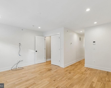 1811 Blair Street - Photo Thumbnail 26