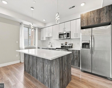 2348 Mountain Street - Photo Thumbnail 9