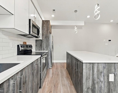 2348 Mountain Street - Photo Thumbnail 10