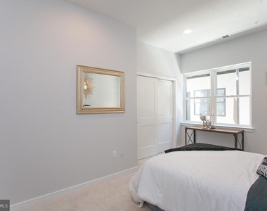 5938 Henry Avenue - Photo Thumbnail 6