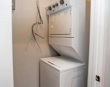 5938 Henry Avenue - Photo Thumbnail 13
