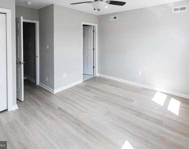 2526 Memphis Street - Photo Thumbnail 22