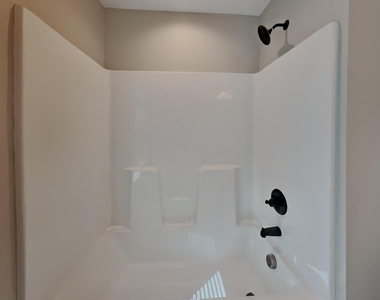 111 Cottage Court - Photo Thumbnail 8