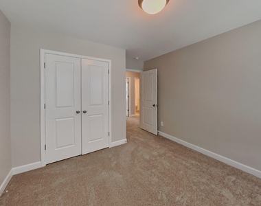 111 Cottage Court - Photo Thumbnail 11