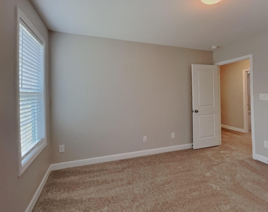 111 Cottage Court - Photo Thumbnail 10