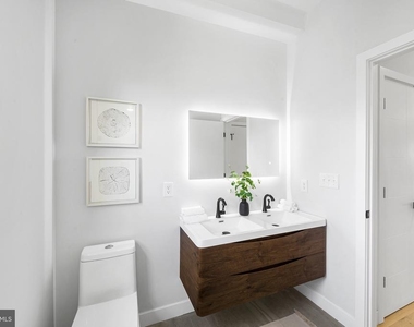 2156 N Randolph Street - Photo Thumbnail 18