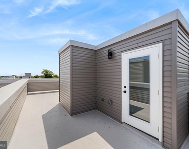 2156 N Randolph Street - Photo Thumbnail 31