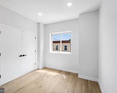 2156 N Randolph Street - Photo Thumbnail 13