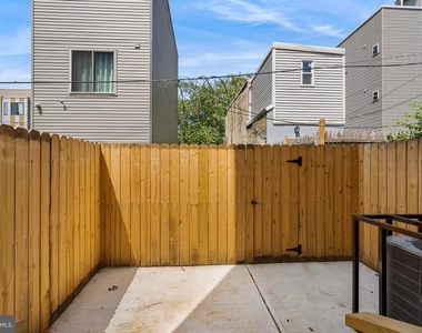 2156 N Randolph Street - Photo Thumbnail 27