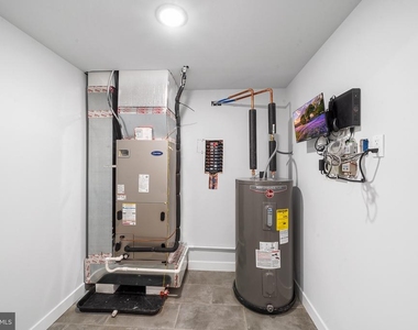 2156 N Randolph Street - Photo Thumbnail 26