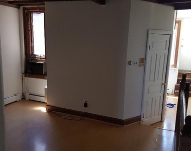 872 23rd Street N - Photo Thumbnail 6
