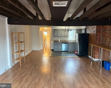 631 Catharine Street - Photo Thumbnail 11