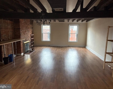 631 Catharine Street - Photo Thumbnail 12