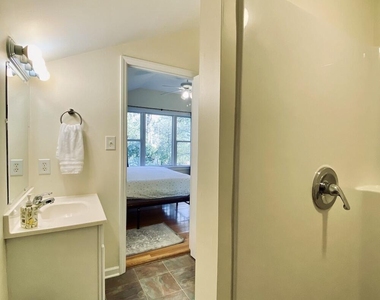 1606 Carolina Avenue - Photo Thumbnail 35