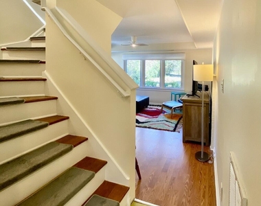 1606 Carolina Avenue - Photo Thumbnail 24