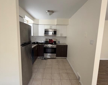 216 Lockart Terrace - Photo Thumbnail 5
