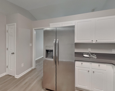 1203 Delham Road - Photo Thumbnail 3