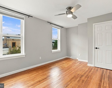 2207 Memphis Street - Photo Thumbnail 12